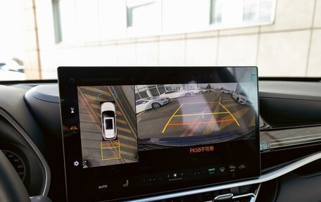 Toyota Highlander, 2025 год, 5 595 000 рублей, 14 фотография