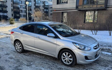 Hyundai Solaris II рестайлинг, 2012 год, 725 000 рублей, 9 фотография