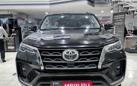 Toyota Fortuner II, 2021 год, 3 750 000 рублей, 2 фотография