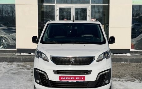 Peugeot Traveller I, 2018 год, 2 300 000 рублей, 2 фотография