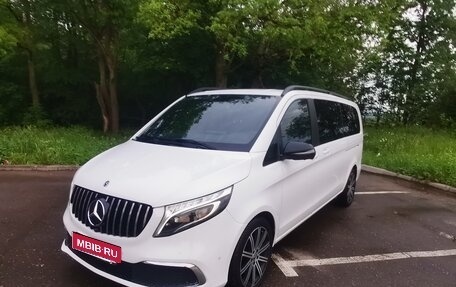 Mercedes-Benz V-Класс, 2020 год, 6 555 000 рублей, 1 фотография