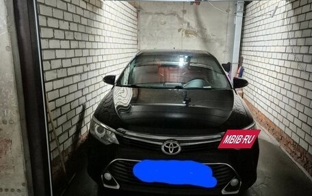 Toyota Camry, 2016 год, 2 099 000 рублей, 2 фотография