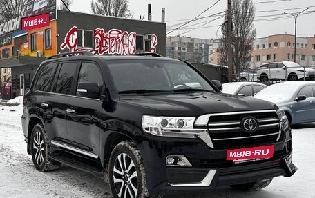 Toyota Land Cruiser 200, 2019 год, 7 350 000 рублей, 3 фотография
