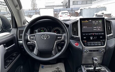 Toyota Land Cruiser 200, 2019 год, 7 350 000 рублей, 14 фотография