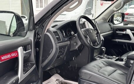 Toyota Land Cruiser 200, 2019 год, 7 350 000 рублей, 9 фотография