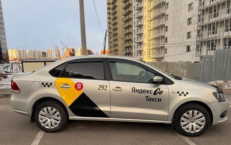 Volkswagen Polo VI (EU Market), 2011 год, 640 000 рублей, 3 фотография