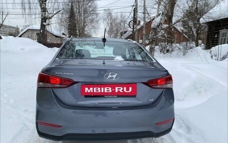 Hyundai Solaris II рестайлинг, 2018 год, 1 180 000 рублей, 5 фотография