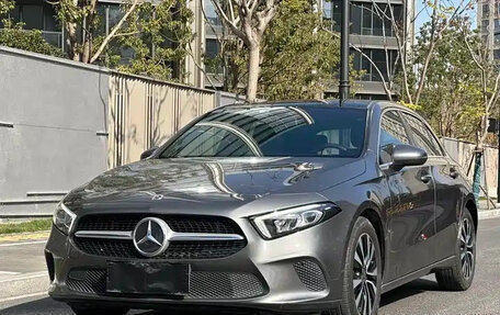 Mercedes-Benz A-Класс, 2022 год, 1 549 000 рублей, 2 фотография