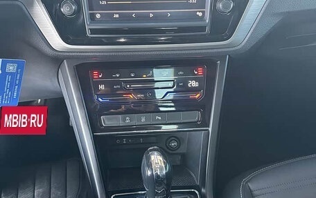 Volkswagen Touran III, 2022 год, 2 430 000 рублей, 13 фотография