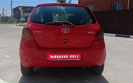 Toyota Yaris III рестайлинг, 2008 год, 460 000 рублей, 4 фотография