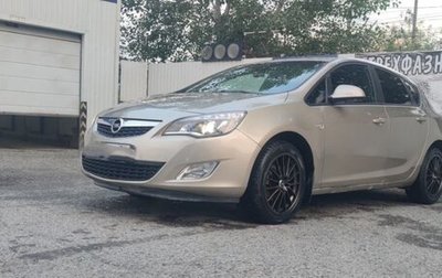 Opel Astra J, 2011 год, 650 000 рублей, 1 фотография