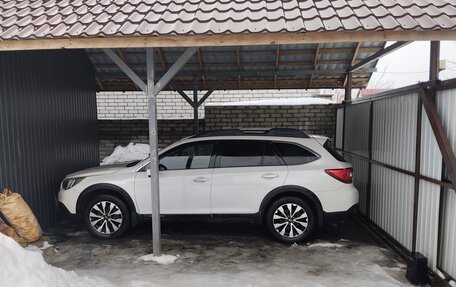 Subaru Outback IV рестайлинг, 2017 год, 2 100 000 рублей, 1 фотография