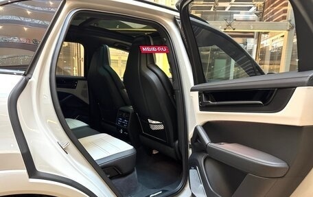 Porsche Cayenne III, 2025 год, 22 690 000 рублей, 20 фотография