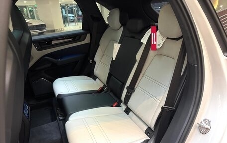 Porsche Cayenne III, 2025 год, 22 690 000 рублей, 19 фотография