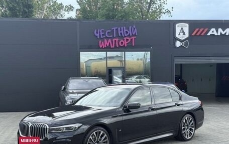 BMW 7 серия, 2019 год, 5 600 000 рублей, 2 фотография