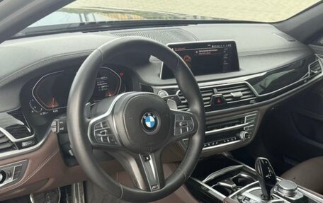 BMW 7 серия, 2019 год, 5 600 000 рублей, 7 фотография