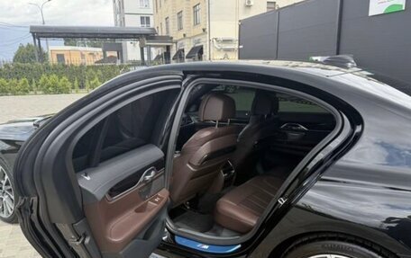 BMW 7 серия, 2019 год, 5 600 000 рублей, 11 фотография