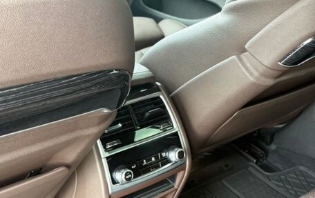 BMW 7 серия, 2019 год, 5 600 000 рублей, 12 фотография