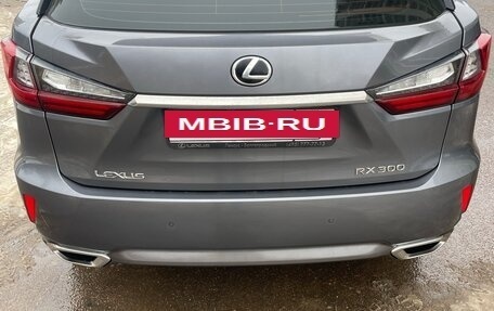 Lexus RX IV рестайлинг, 2019 год, 3 700 000 рублей, 2 фотография