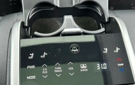 Toyota Camry, 2023 год, 4 250 000 рублей, 12 фотография