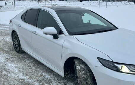 Toyota Camry, 2023 год, 4 250 000 рублей, 14 фотография