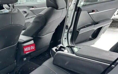 Toyota Camry, 2023 год, 4 250 000 рублей, 13 фотография