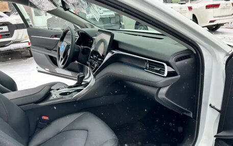 Toyota Camry, 2023 год, 4 250 000 рублей, 20 фотография