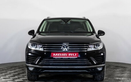 Volkswagen Touareg III, 2017 год, 3 199 000 рублей, 2 фотография