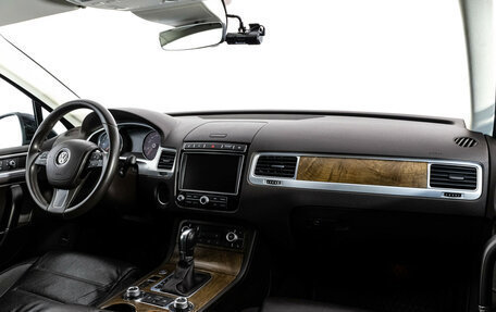 Volkswagen Touareg III, 2017 год, 3 199 000 рублей, 9 фотография