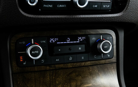 Volkswagen Touareg III, 2017 год, 3 199 000 рублей, 16 фотография