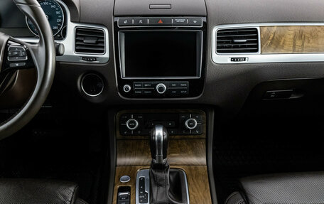 Volkswagen Touareg III, 2017 год, 3 199 000 рублей, 14 фотография