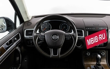 Volkswagen Touareg III, 2017 год, 3 199 000 рублей, 12 фотография