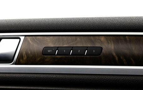 Volkswagen Touareg III, 2017 год, 3 199 000 рублей, 20 фотография