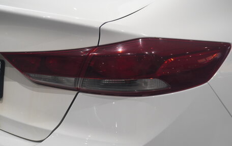 Hyundai Elantra VI рестайлинг, 2018 год, 790 000 рублей, 23 фотография