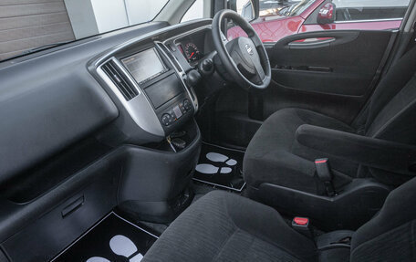 Nissan Serena III, 2010 год, 1 098 000 рублей, 14 фотография