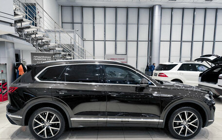 Volkswagen Touareg III, 2018 год, 5 250 000 рублей, 4 фотография