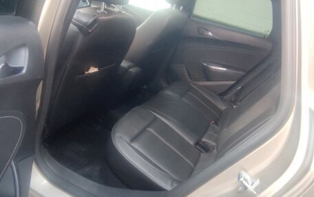 Opel Astra J, 2011 год, 650 000 рублей, 8 фотография