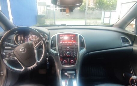 Opel Astra J, 2011 год, 650 000 рублей, 9 фотография