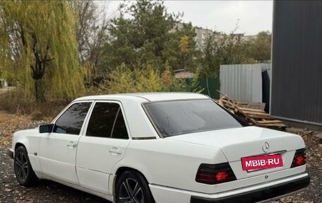 Mercedes-Benz W124, 1990 год, 230 000 рублей, 3 фотография