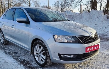 Skoda Rapid I, 2018 год, 1 090 000 рублей, 3 фотография