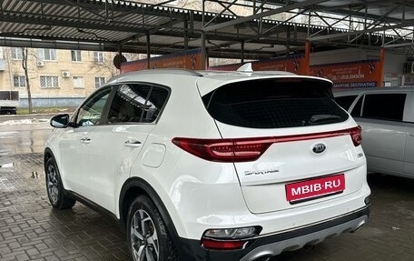 KIA Sportage IV рестайлинг, 2018 год, 2 800 000 рублей, 1 фотография