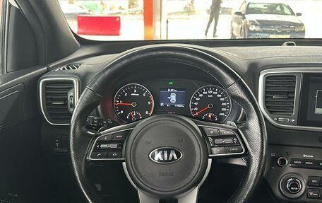 KIA Sportage IV рестайлинг, 2018 год, 2 800 000 рублей, 2 фотография