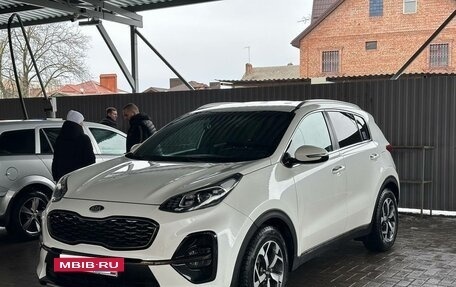 KIA Sportage IV рестайлинг, 2018 год, 2 800 000 рублей, 3 фотография