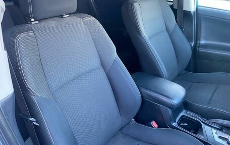 Toyota RAV4, 2015 год, 2 165 000 рублей, 27 фотография