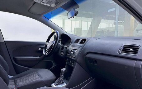 Volkswagen Polo VI (EU Market), 2018 год, 950 000 рублей, 13 фотография