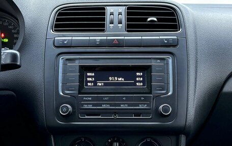 Volkswagen Polo VI (EU Market), 2018 год, 950 000 рублей, 18 фотография