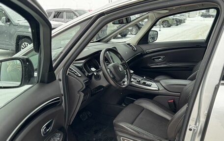 Renault Espace V рестайлинг, 2018 год, 1 620 000 рублей, 14 фотография