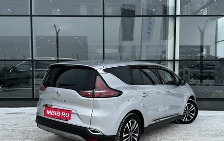 Renault Espace V рестайлинг, 2018 год, 1 620 000 рублей, 4 фотография