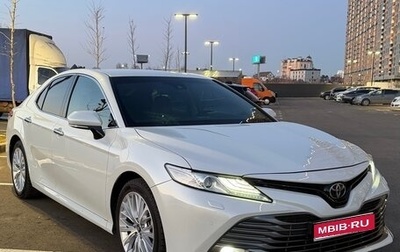 Toyota Camry, 2018 год, 3 300 000 рублей, 1 фотография