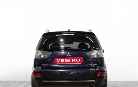 Mitsubishi Outlander III рестайлинг 3, 2009 год, 1 349 000 рублей, 6 фотография